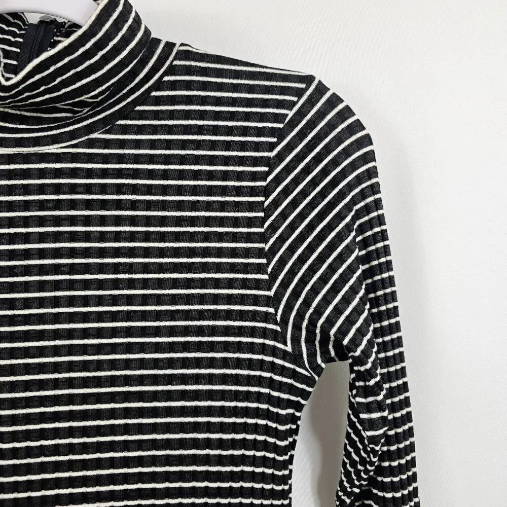 NWT LNA Long Sleeve Turtleneck Midi Dress in Black and White - Size S - Picture 4 of 8